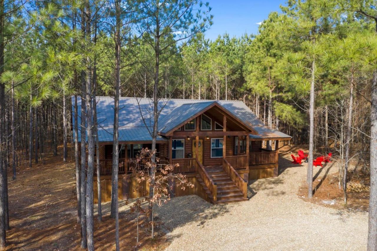 Large Luxury 2Br Cabin W Hot Tub Double Trouble Was Designed For Fun Comfort And Memories Minutes From Buzzling Hochatown And Beautiful Beaver Bend State Park Broken Bow Exterior photo